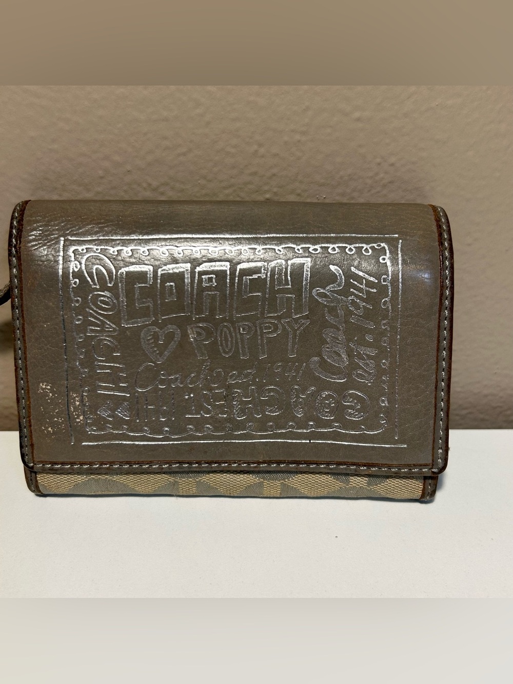 Coach Signature Poppy Wallet Gray Silver Vintage Bifold Medium